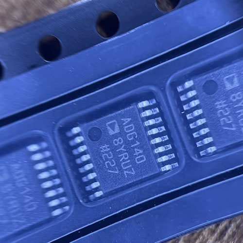 ADG1408YRUZ Analog Devices Inc.